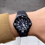 Casio • LRW200H-1B • Classique
