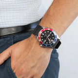 Casio • MDV106B-1A2V • Analogique