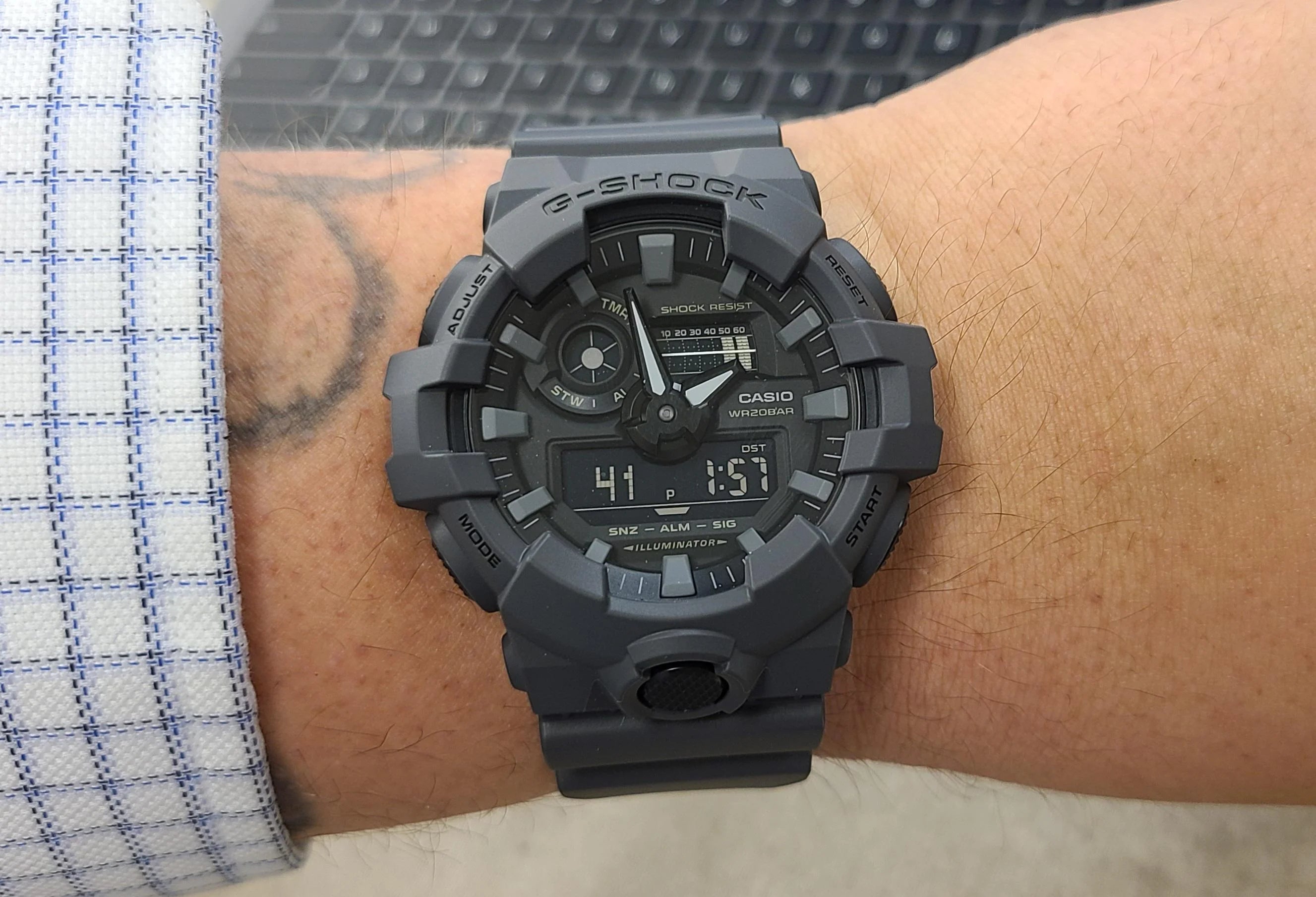 G Shock GA700UC 8A MEN S WATCH Montres Big Time Watches